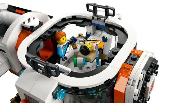 LEGO CITY GALAKTİK UZAY GEMİSİ