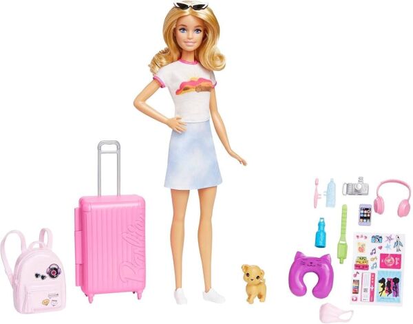 BARBİE AİLESİ SEYAHATTE BEBEK